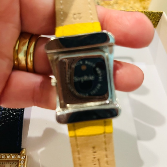 Lot of 2 watches brand Sophie is quartz, need battery’s - Picture 11 of 12